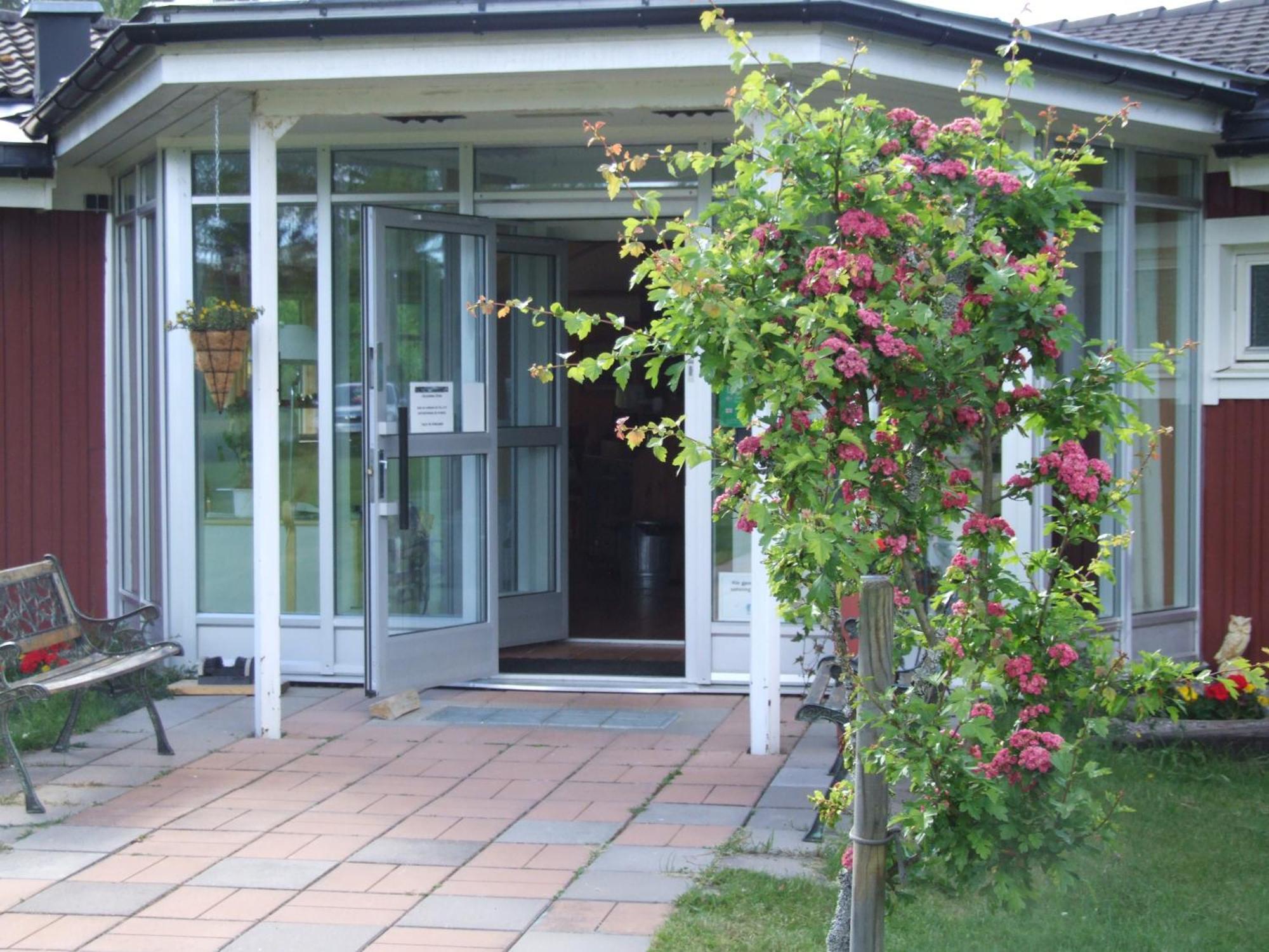 Foellingen Hotell Kisa المظهر الخارجي الصورة