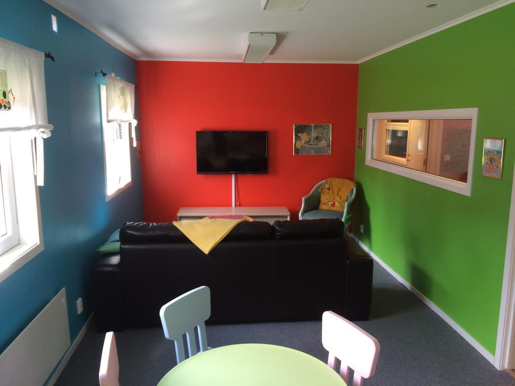Foellingen Hotell Kisa المظهر الخارجي الصورة